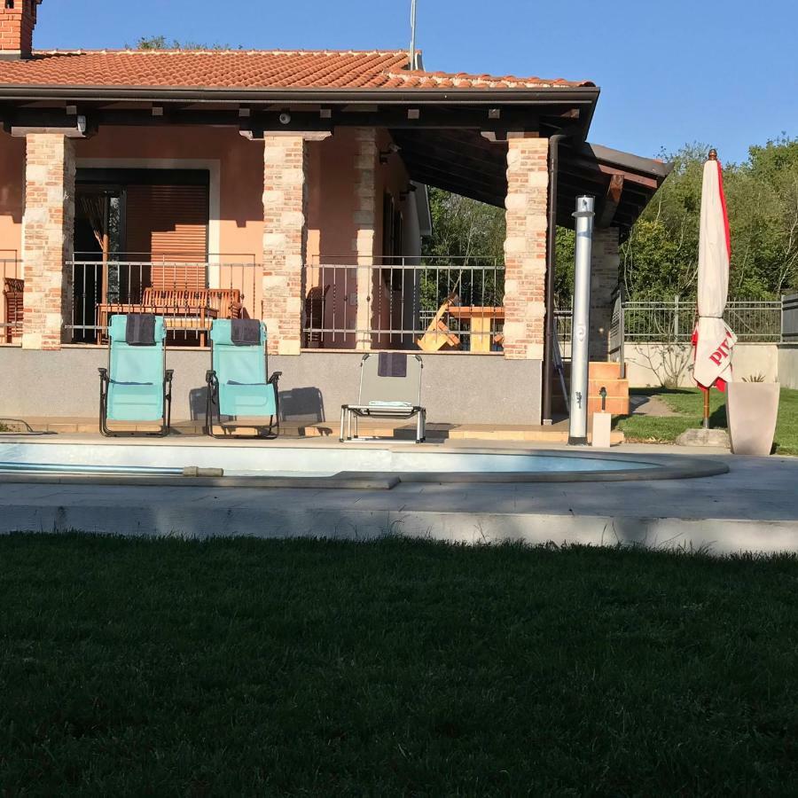Villa Daisy Tar-Vabriga 外观 照片